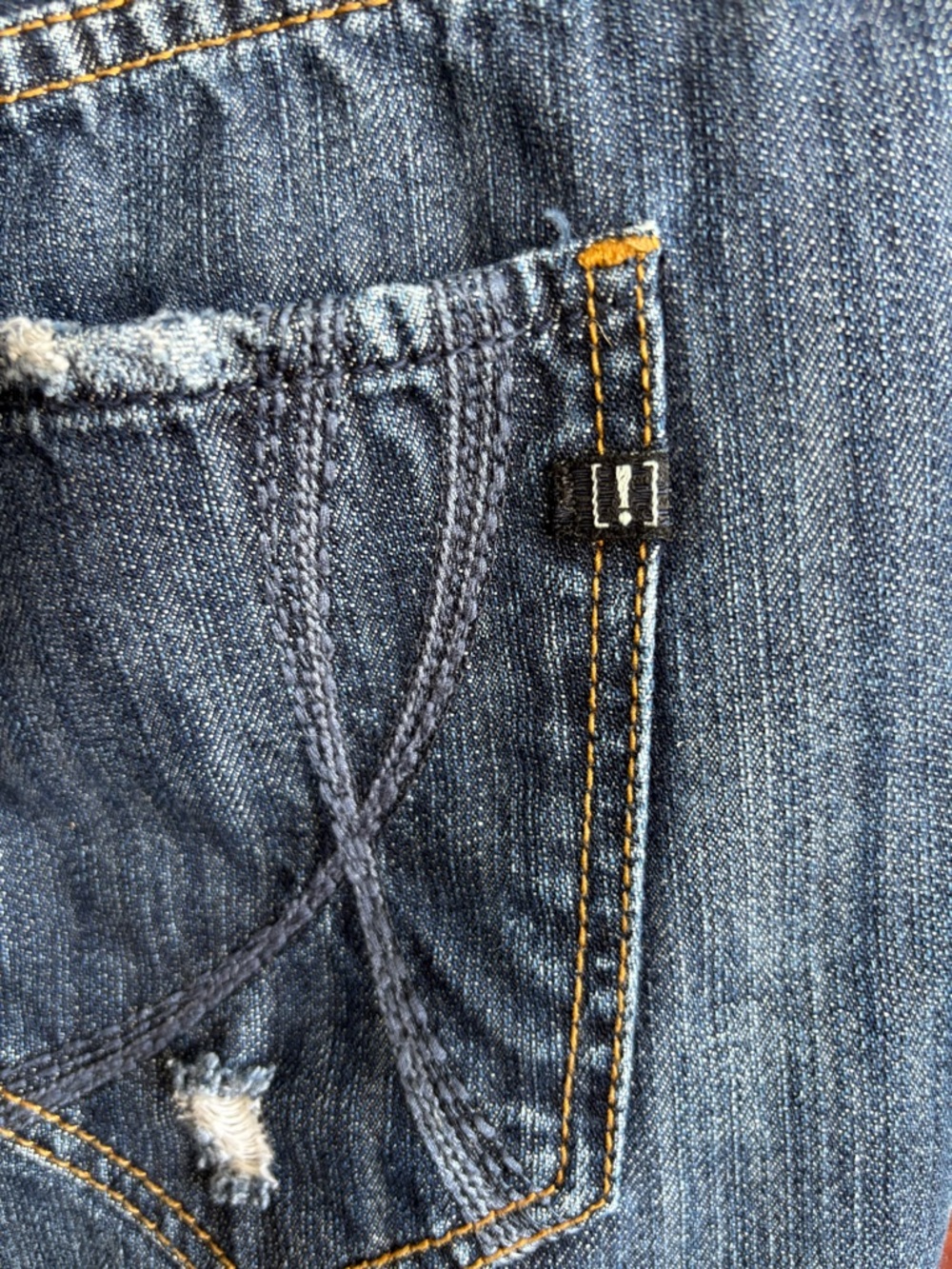 !iT Jeans Los Angeles Distressed Denim Mini Skirt Size 26 Dark Wash Jean Skirt - Picture 4 of 5